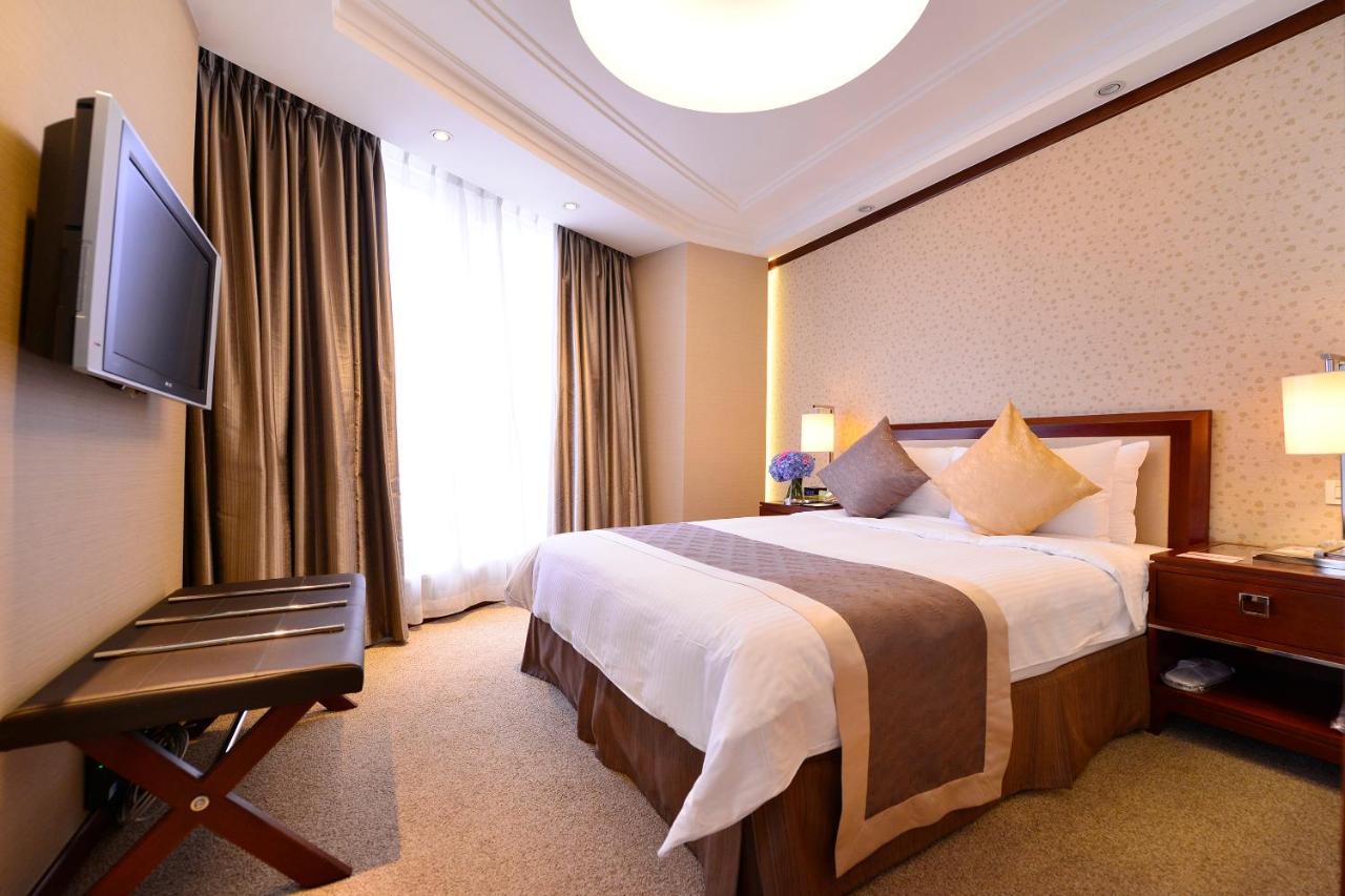 Central Hotel Shanghai - Nanjing Road Exterior photo