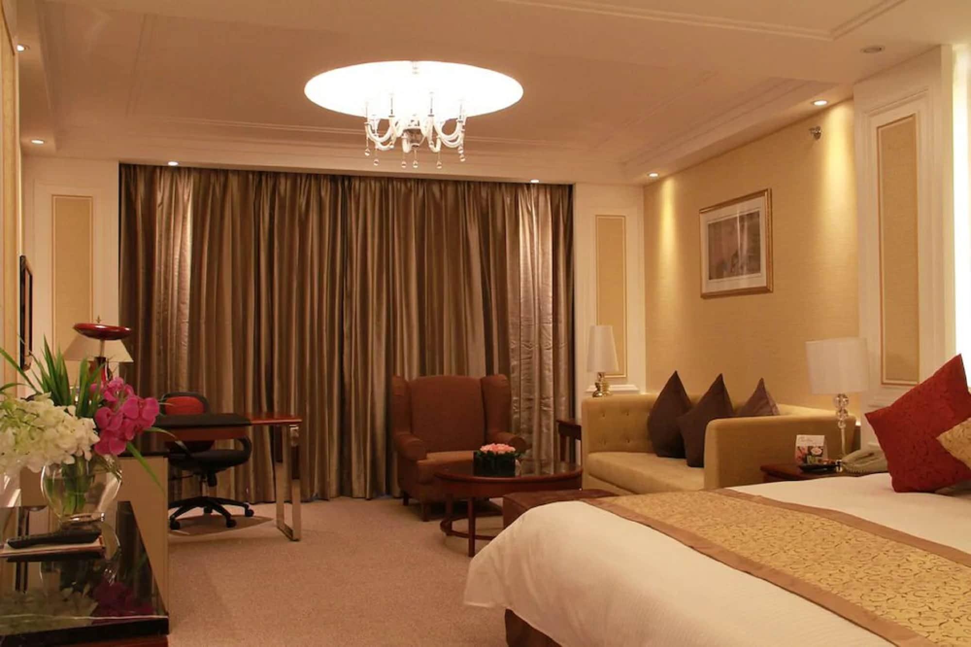 Central Hotel Shanghai - Nanjing Road Exterior photo