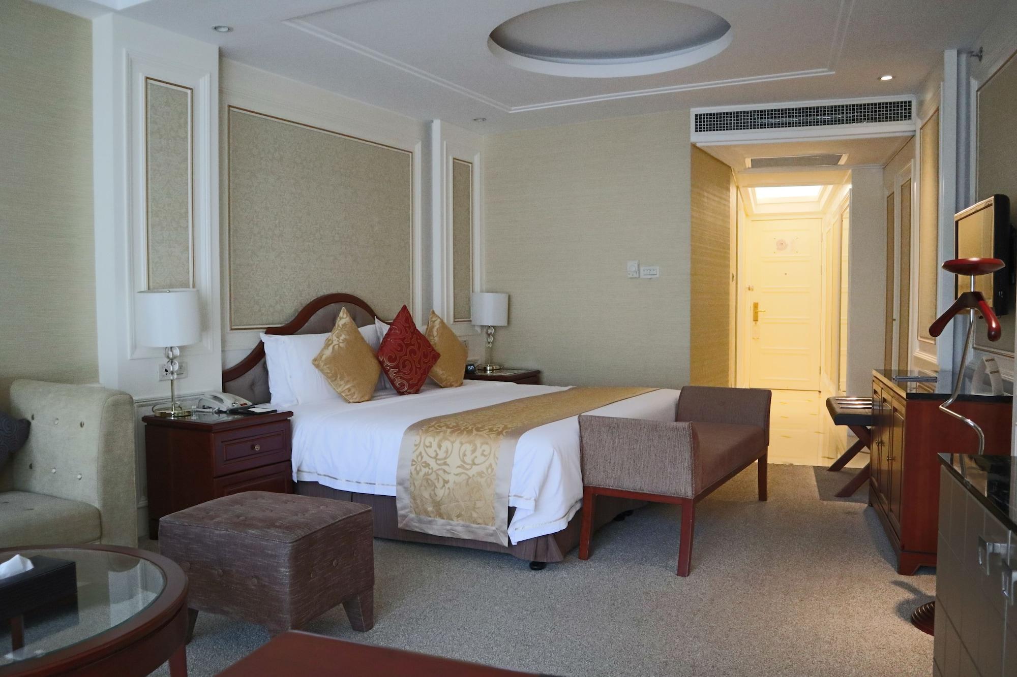 Central Hotel Shanghai - Nanjing Road Exterior photo