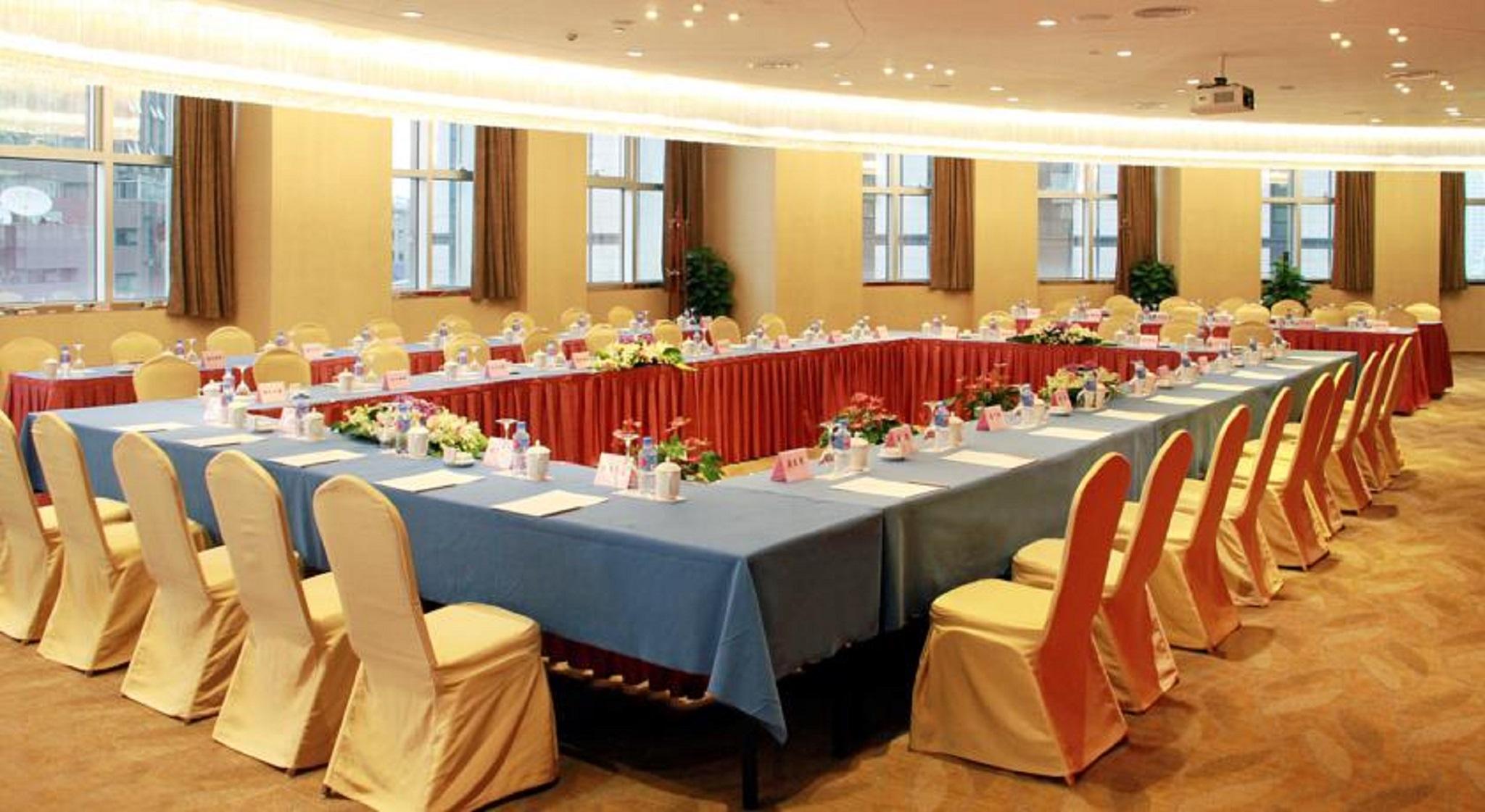 Central Hotel Shanghai - Nanjing Road Exterior photo