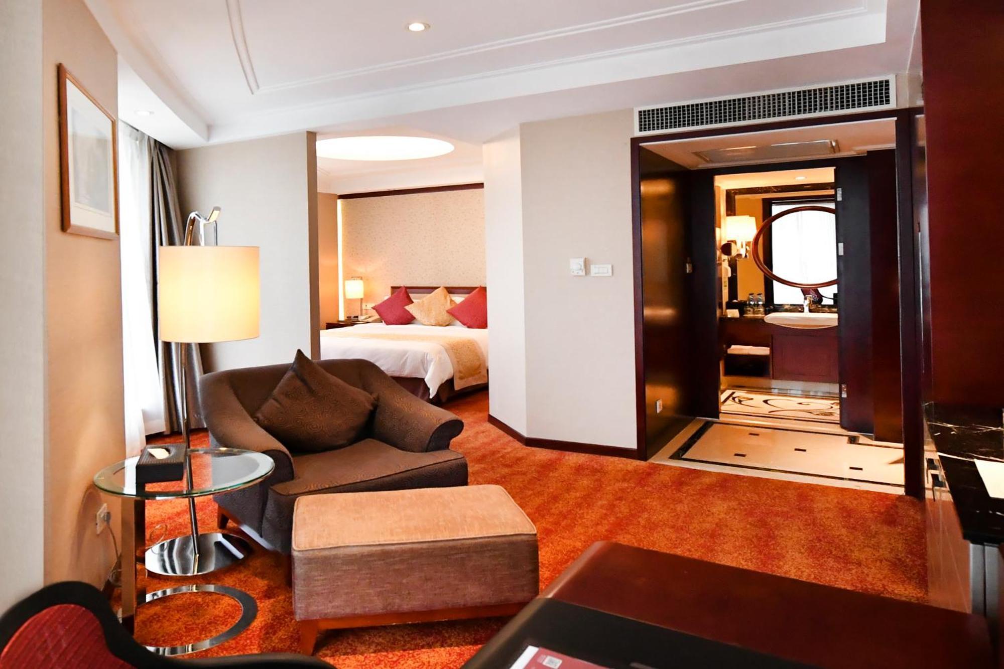 Central Hotel Shanghai - Nanjing Road Exterior photo
